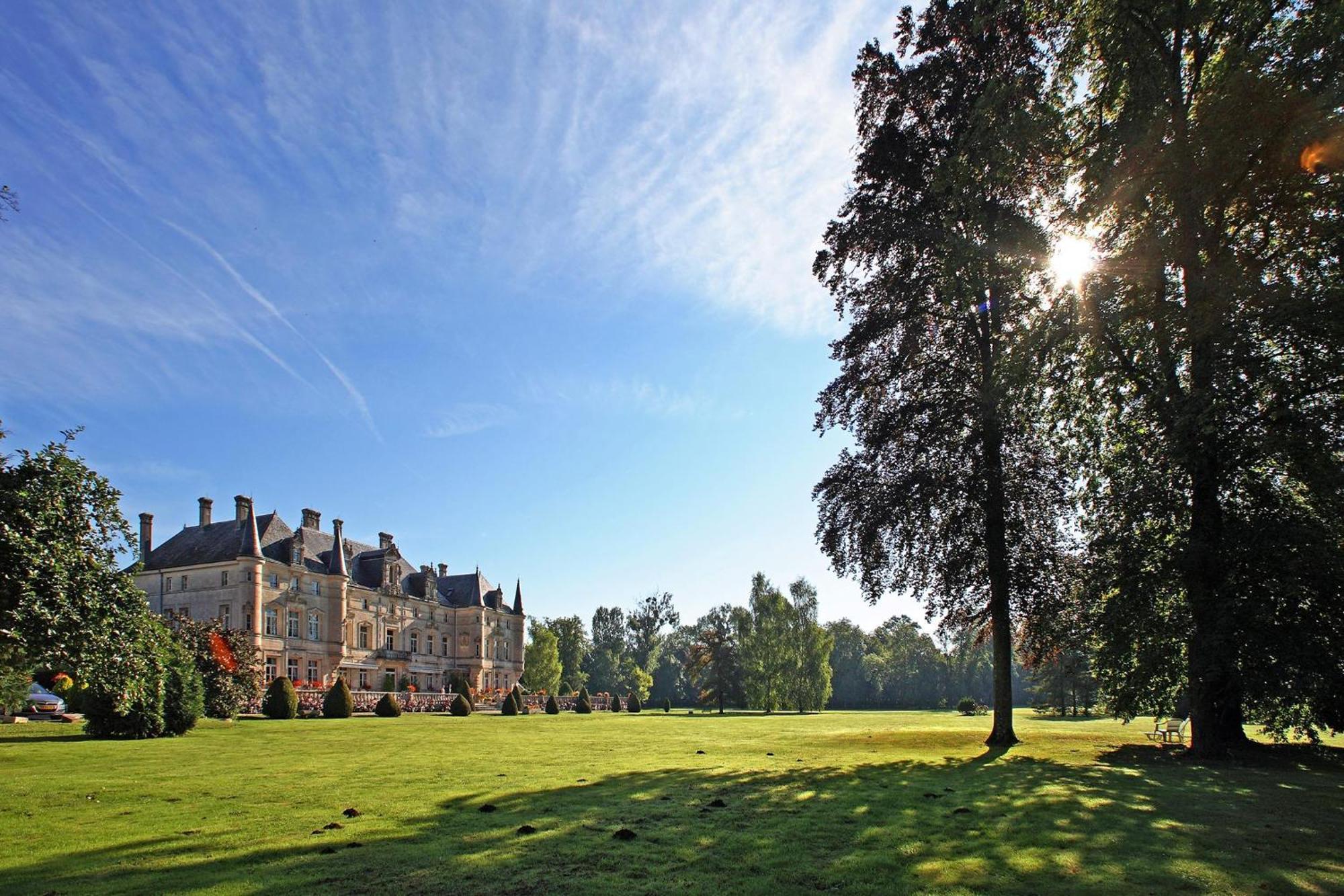 Chateau Des Monthairons Hotel Restaurant Gastromaison Spa Privatif Ле-Монтэрон Экстерьер фото