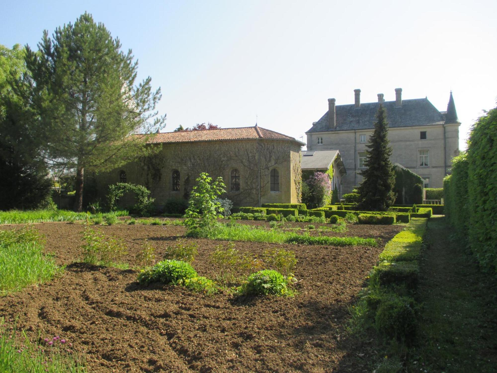 Chateau Des Monthairons Hotel Restaurant Gastromaison Spa Privatif Ле-Монтэрон Экстерьер фото